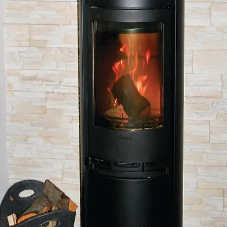 Holiday home Awesome In Trentvaschvitz *