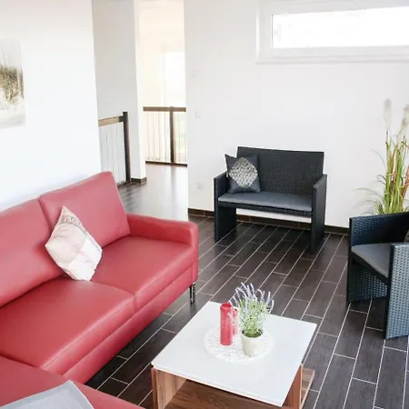 Awesome In Trentvaschvitz Holiday home